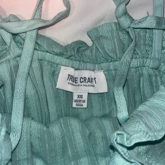 Worn Once teal top - Picture 2 of 2